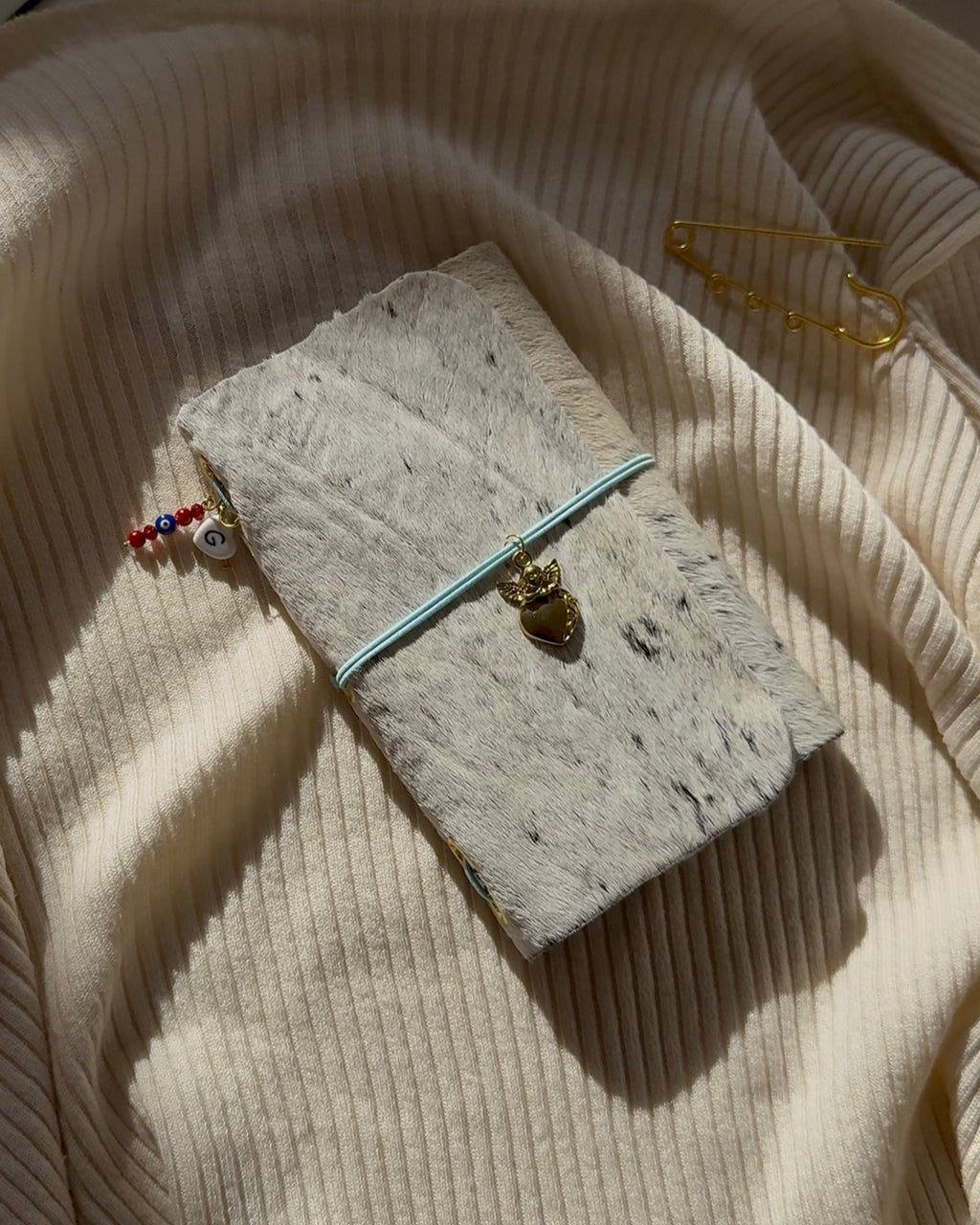 Passport cover White