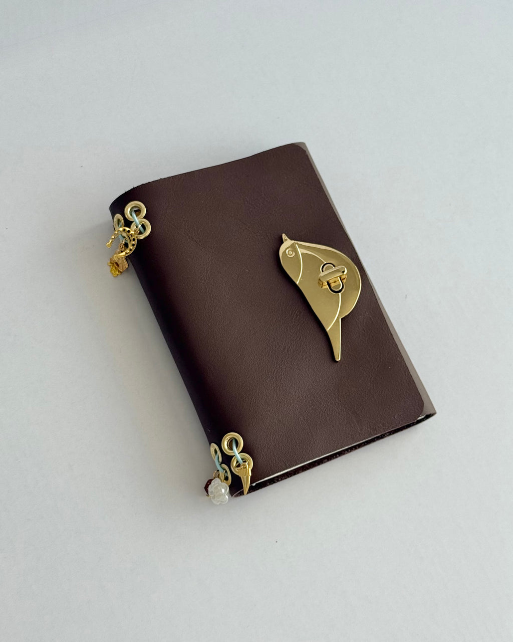 Journal - Café liso con Broche