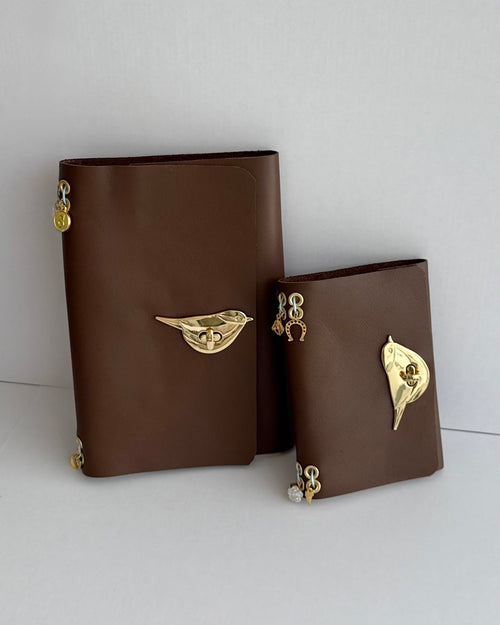 Journal - Café liso con Broche