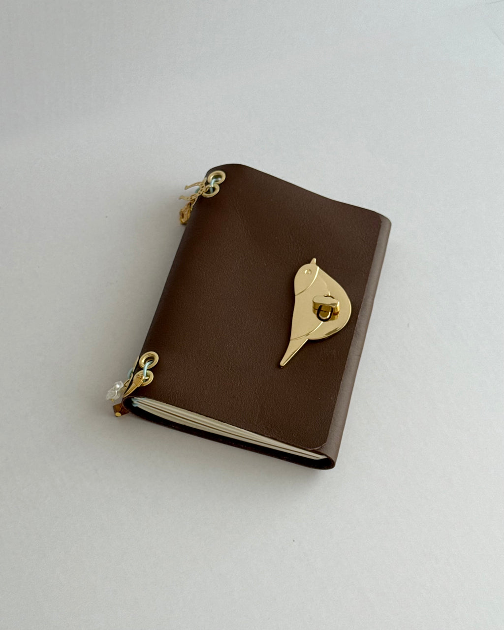 Journal - Café liso con Broche